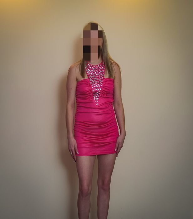 Anonymous and shy tall girl. I know her. Comment please - 25 Photos 