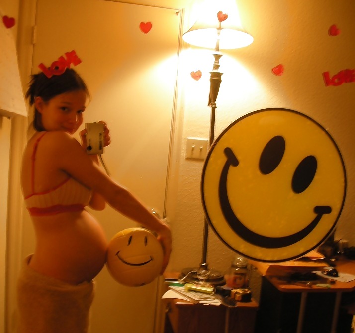 Another awesome PREGNANT teen selfshot porn gallery