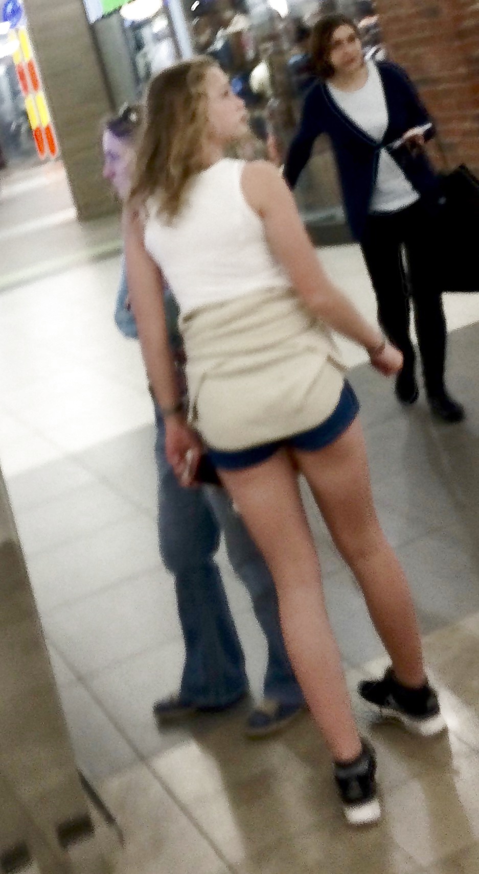 Some more tight mall teens porn gallery