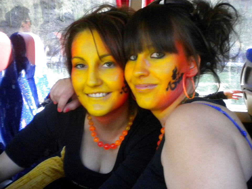 Christine et ses copines porn gallery