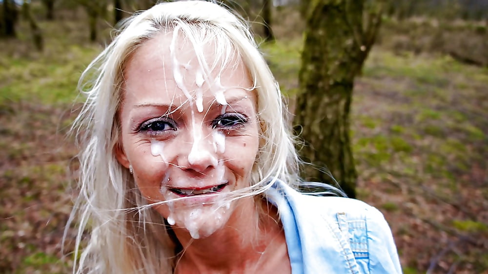 Italienerin Taetowierte Blonde Cumshot