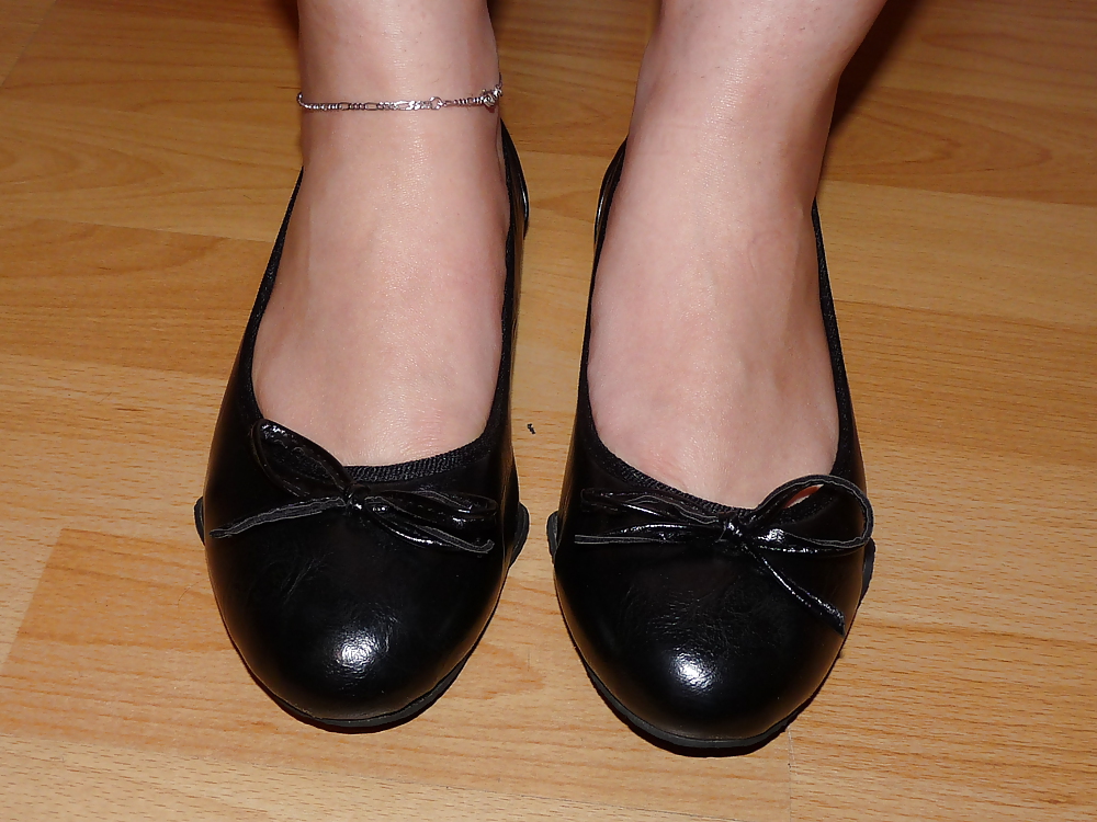 wifes sexy black leather ballerina ballet flats shoes porn gallery
