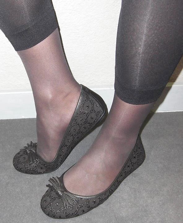 pantyhose & tights porn gallery