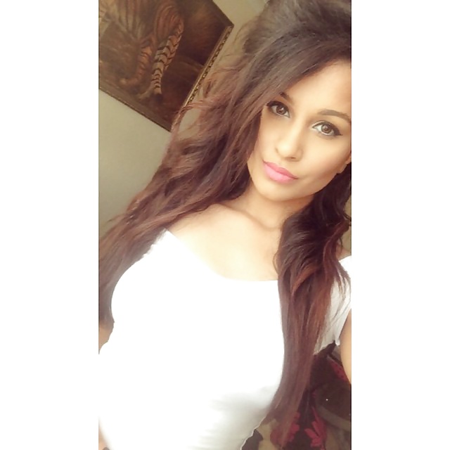 Jazsii Kaur (Indian SIKH - UK) porn gallery