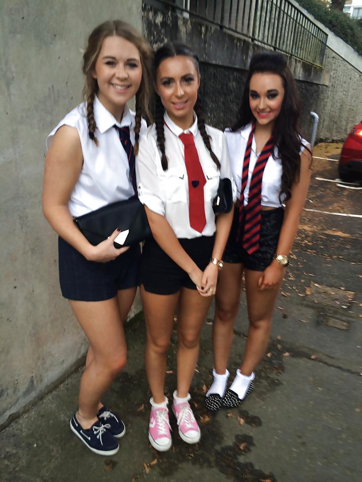 UK Uni Students in S Uniforms porn gallery