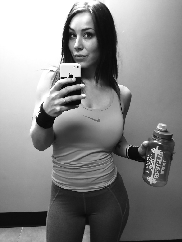 Photobucket Finds 22 porn gallery