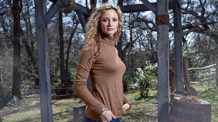 Suzannah Lipscomb Naked. 