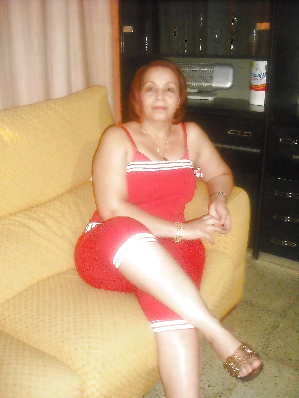 Mature in zoccoli...semi amatoriali porn gallery