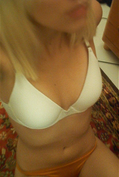 Super hot skinny blonde teen porn gallery