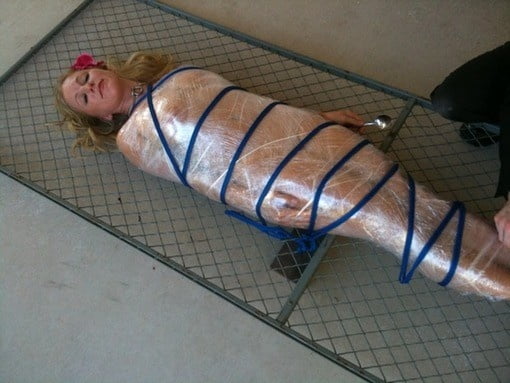 Plastic wrap - 31 Pics 