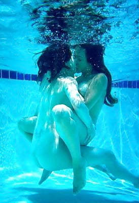 I Love Lesbians porn gallery