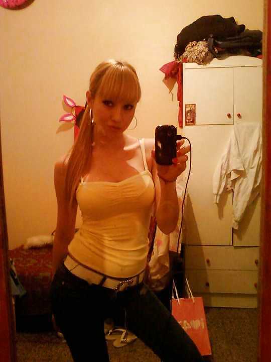 Las fotos de Claudia, rubia argentina porn gallery