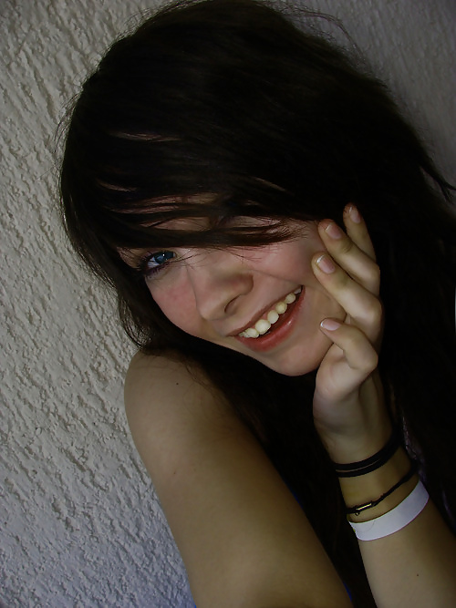 EMO Queen Bailey (NonNude) porn gallery