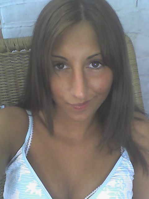 Slut Mandi for tributes porn gallery