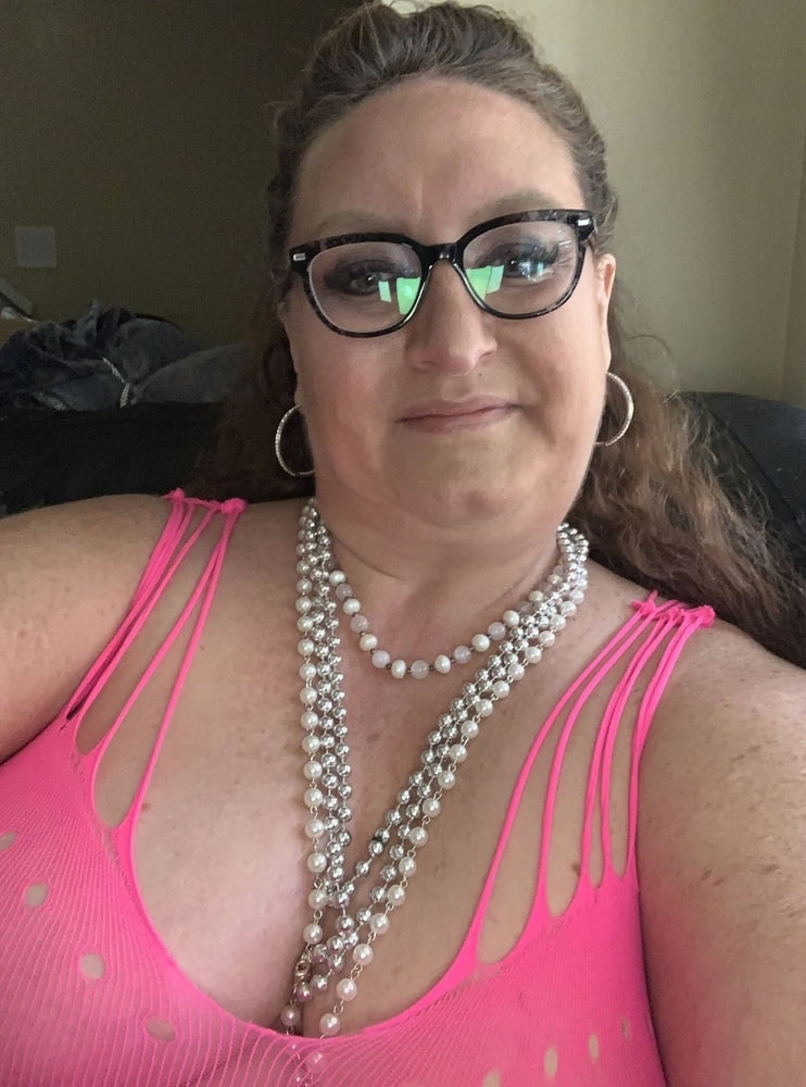 RedhotmommaYYC 53F Sensualist Calgary, Alberta, Canada - 20 Photos 