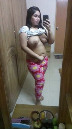 nri hot girl         