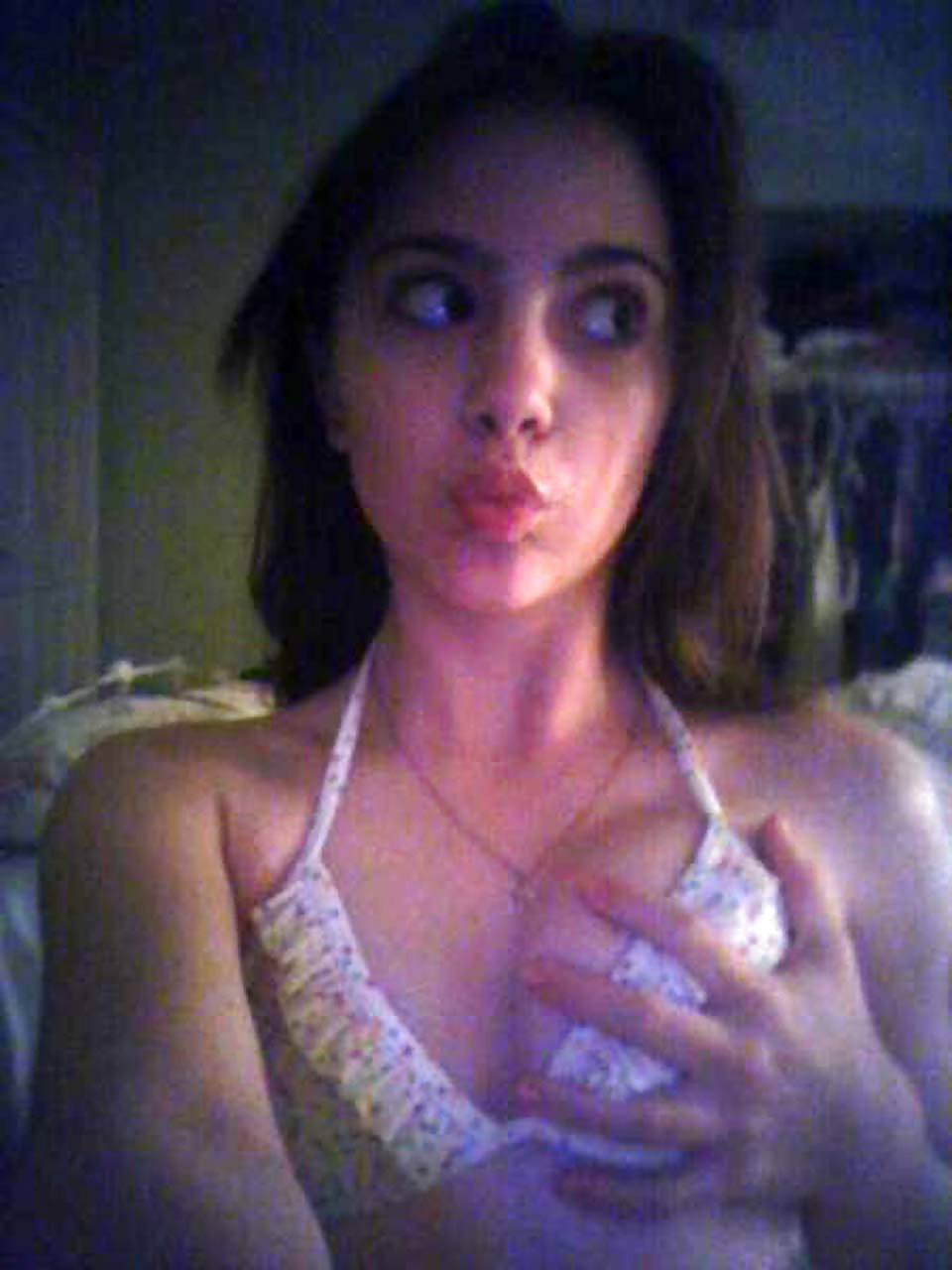 Vanessa hudgens nude leaked pics