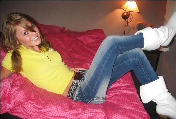 Horny girls in jeans CV porn gallery