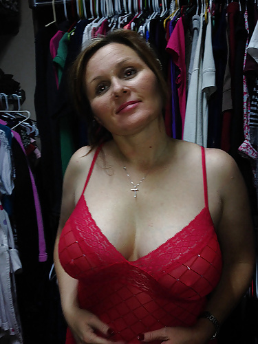 Milf with big tits. porn gallery