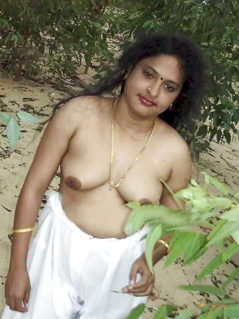 Chubby Indian Girls porn gallery