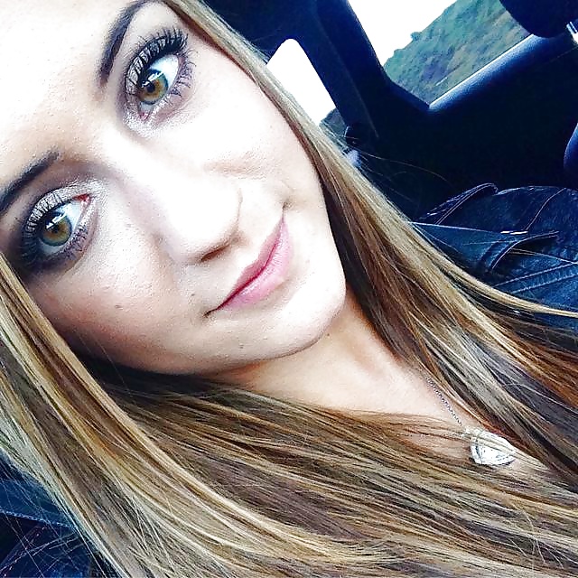 Mixed Bitches for Fun porn gallery