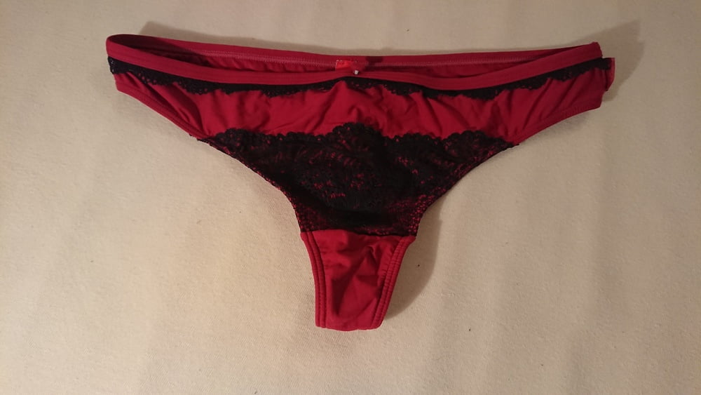 My nieces pantie.