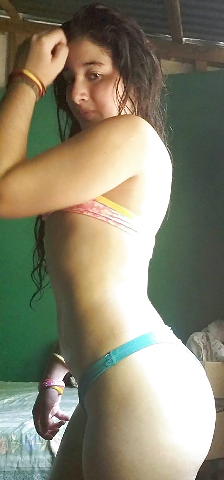 Young amateur latina whore in bikini (non nude) porn gallery