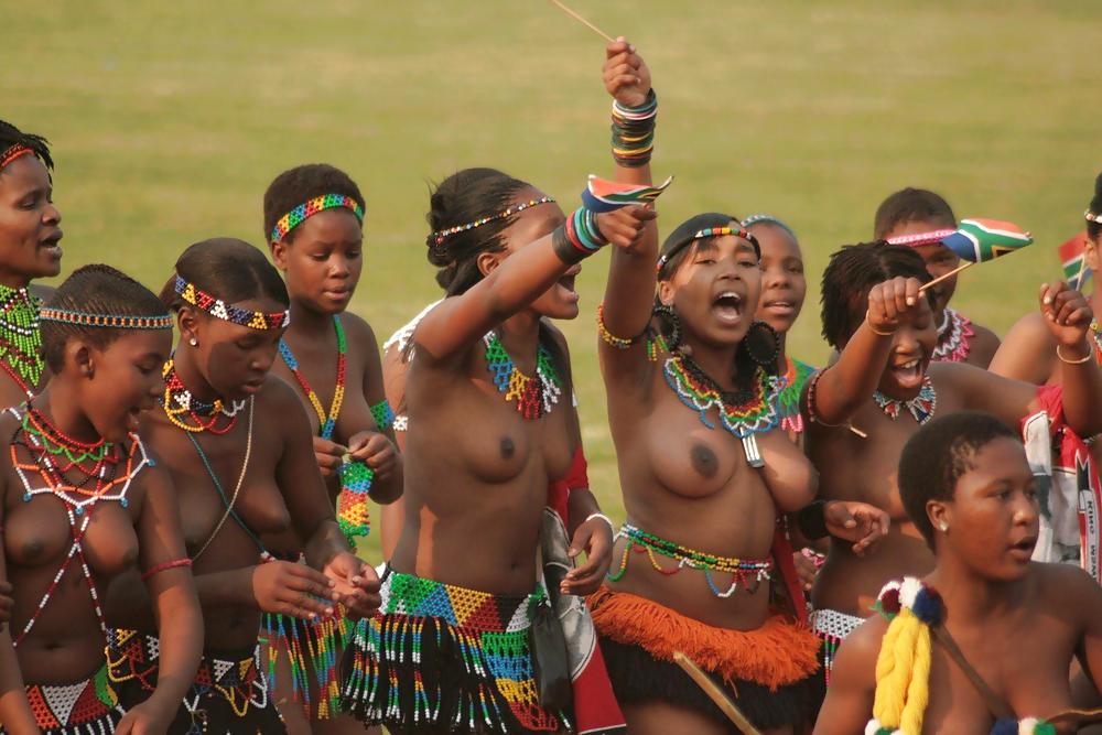 Naked african women pic