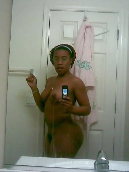 BLACK AMATEUR GIRLS - SELF PICS XIII porn gallery