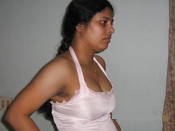 600px x 449px - Indian Desi Hairy Armpit - Hot Sex Images, Best XXX Pics and Free ...