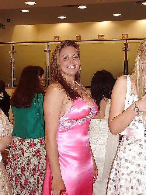 Single girl in Prom dress porn gallery