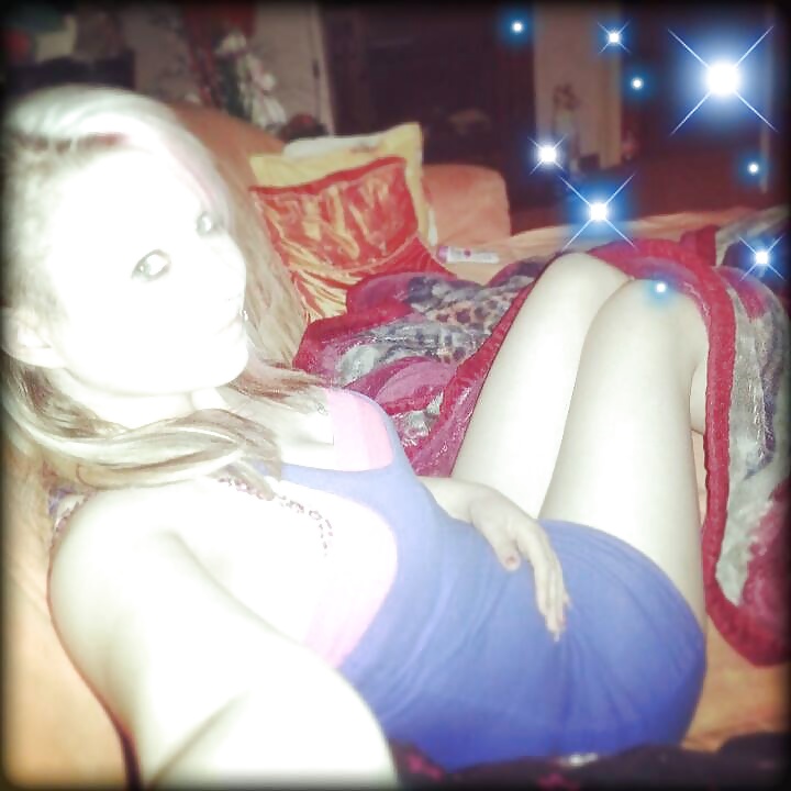 Facebook Girl II porn gallery