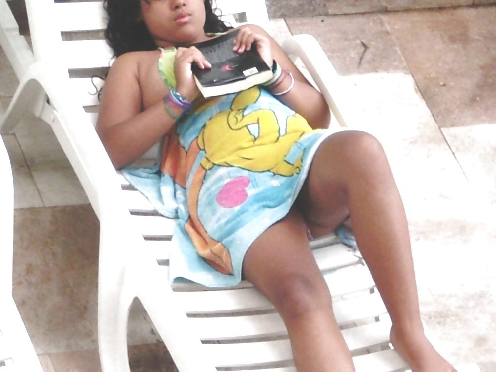 Bianca Salles Pool porn gallery