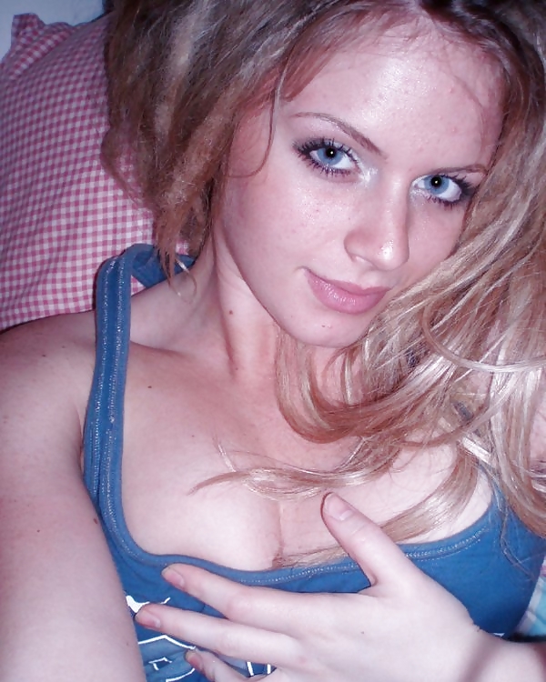 blue eyed blonde HAWT !! porn gallery