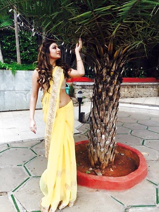 INDIAN SALWAR & SAREE BABE porn gallery