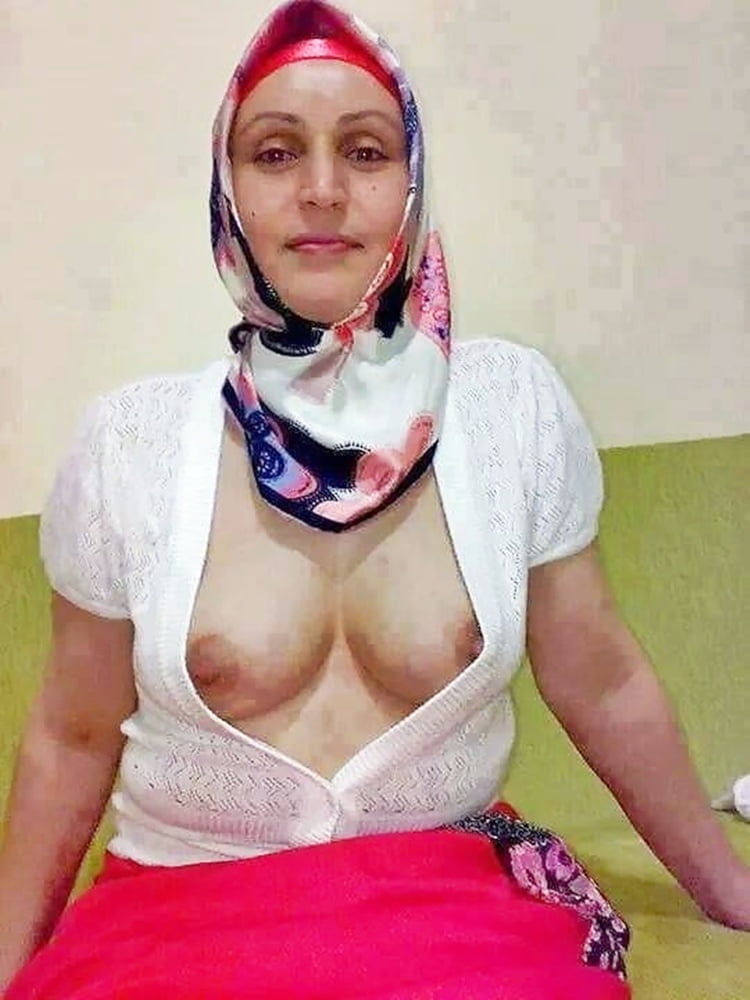 Başı Kapalı Kadın Sex