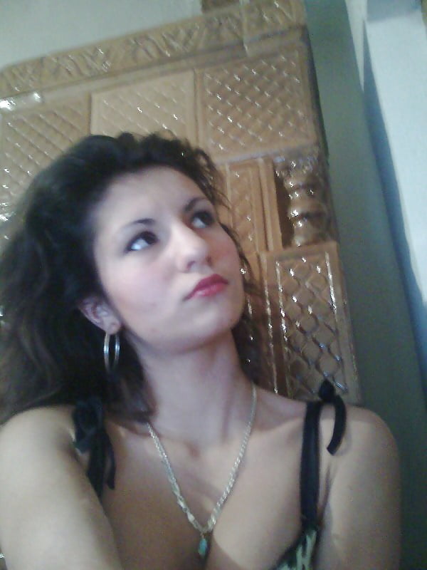 Serbian Girl porn gallery