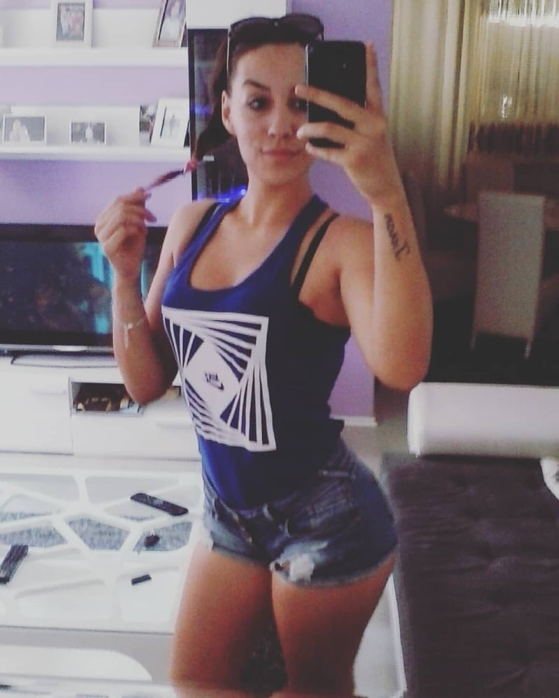 Iva Beybe Nikolic porn gallery