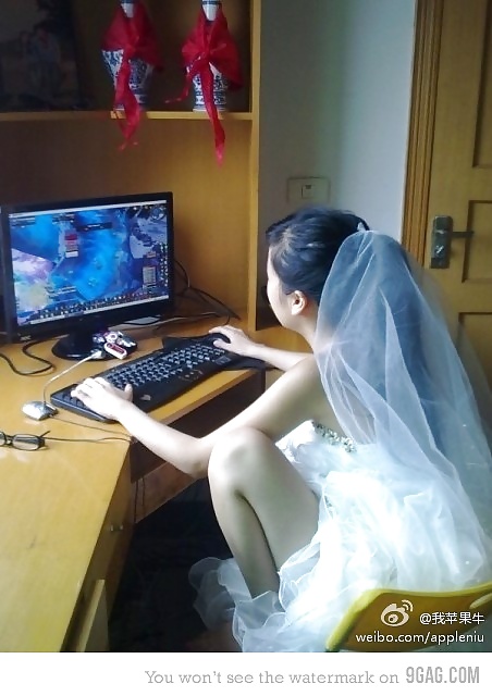 Deira Hanzawa a.k.a spore chan porn gallery