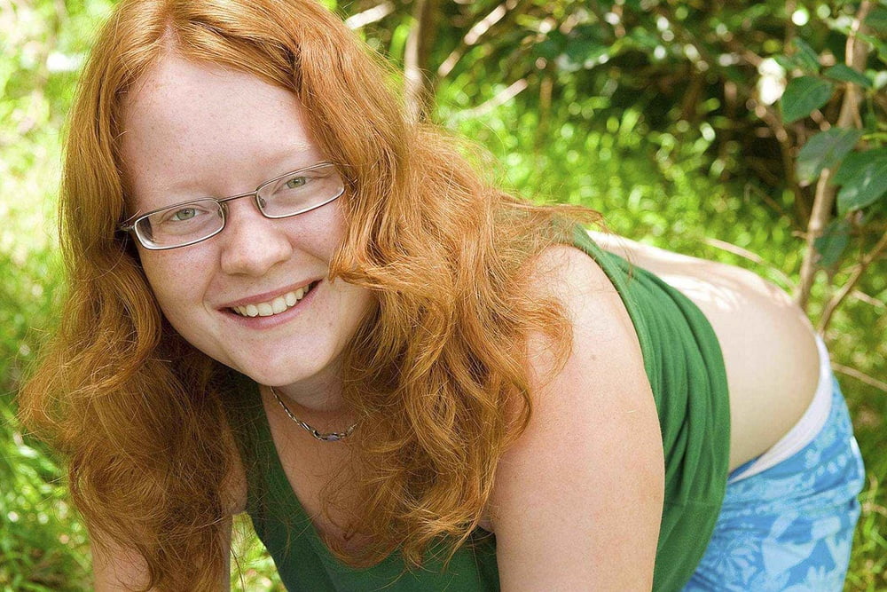 Redhead outdoor wife babe