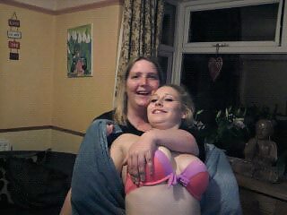 chunky teens porn gallery
