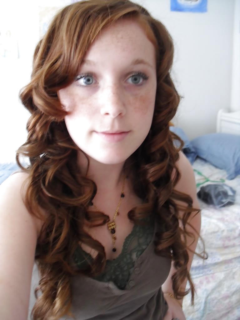 Cute Redhead Teen with curls porn gallery