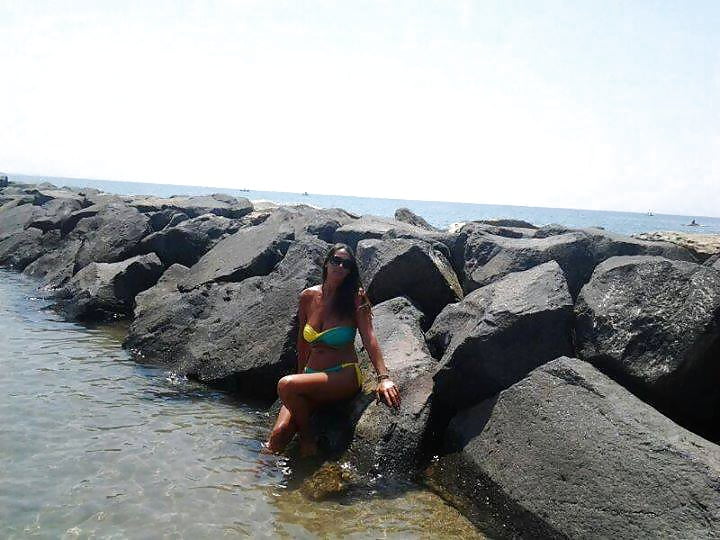 Italian MILF Emanuela fb porn gallery