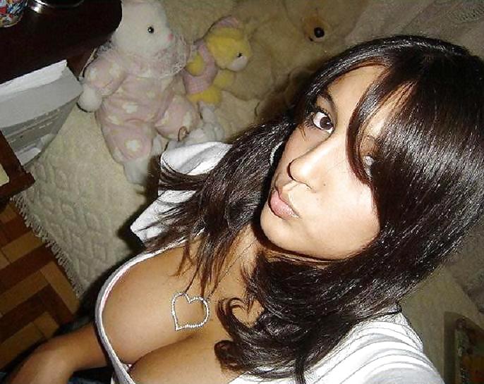 cleavage 6 porn gallery