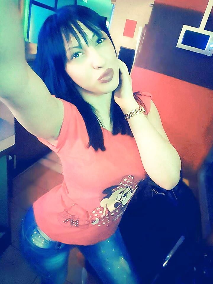 Sandra Vasic Nis porn gallery