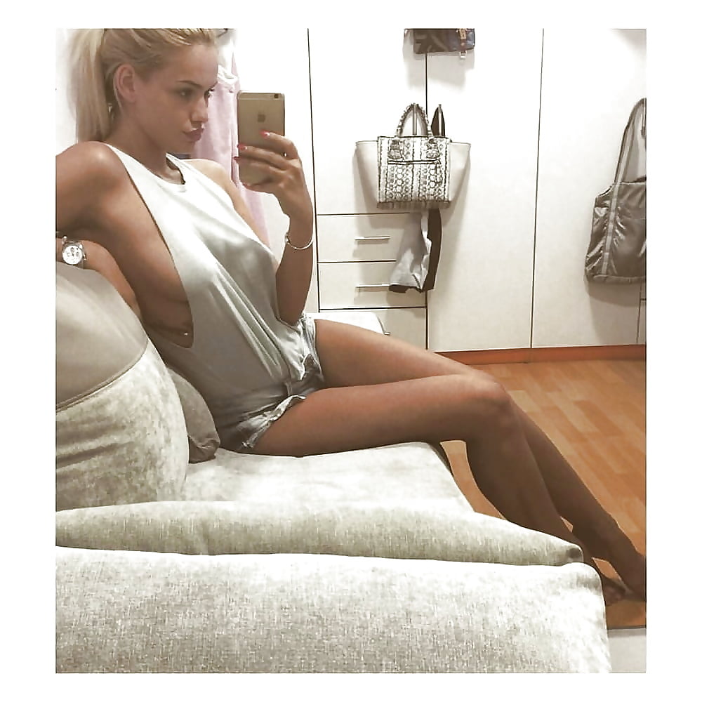 Handpicked Amateurs 16 porn gallery