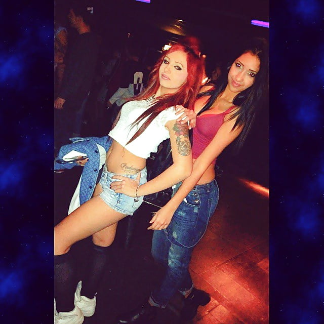 Alessandra e Noemi porn gallery