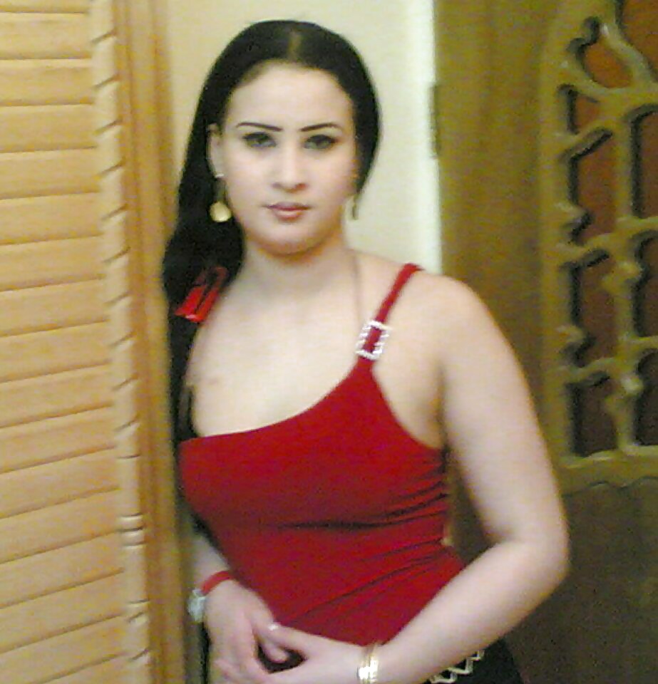 Arab hotties 2 porn gallery