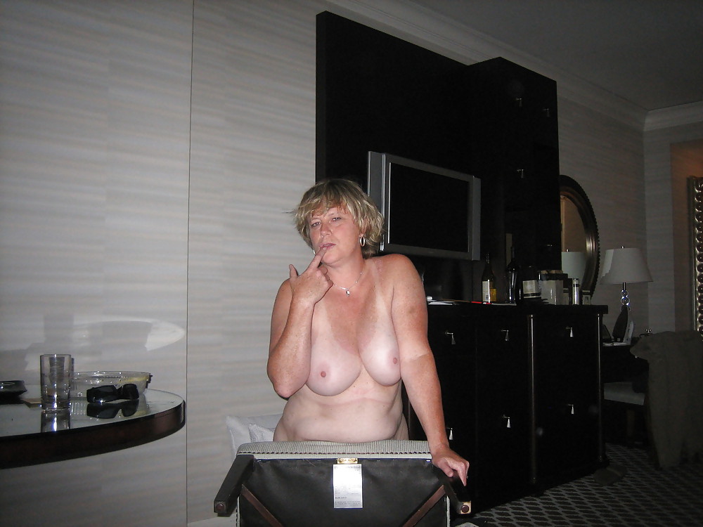 Milf 747 porn gallery