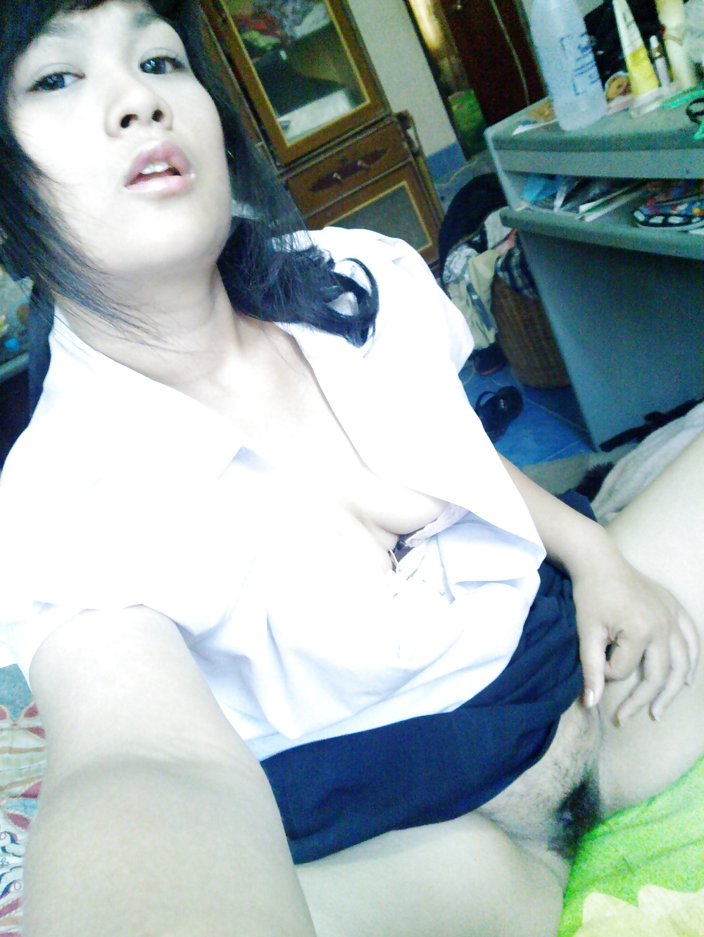 thai student nude porn gallery